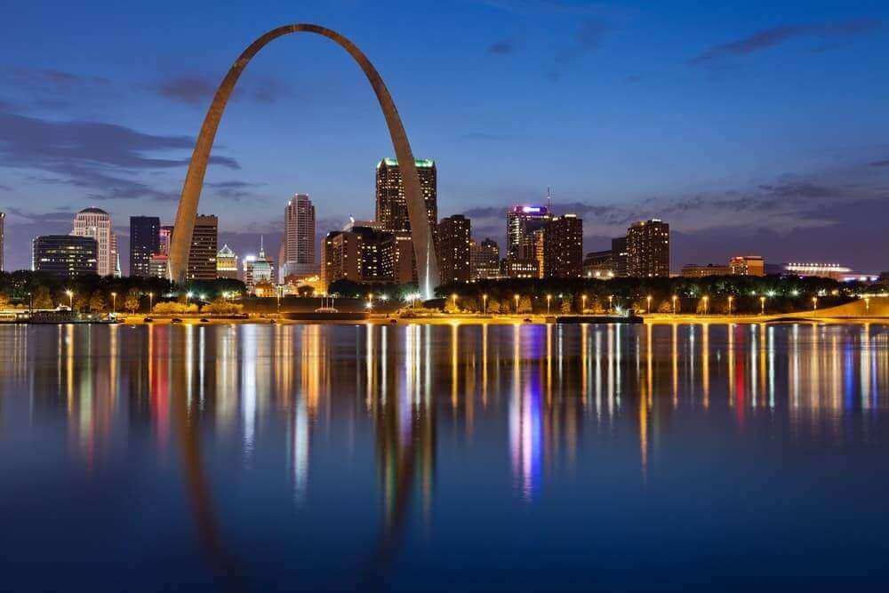 Explore the city on a Mission Trip or Pilgrimage to St. Louis with Wonder Voyage.