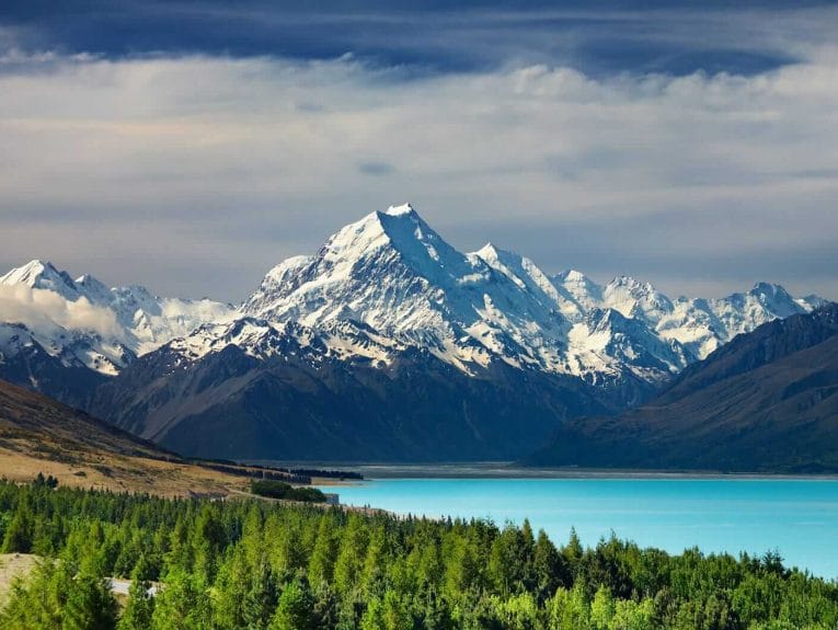 View the vast beauty of the landscape on a Pilgrimage to New Zealand with Wonder Voyage