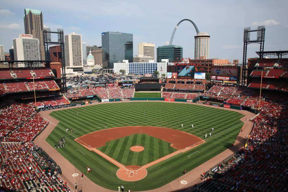 Watch Cardinals baseball on a Mission Trip or Pilgrimage to St. Louis with Wonder Voyage.