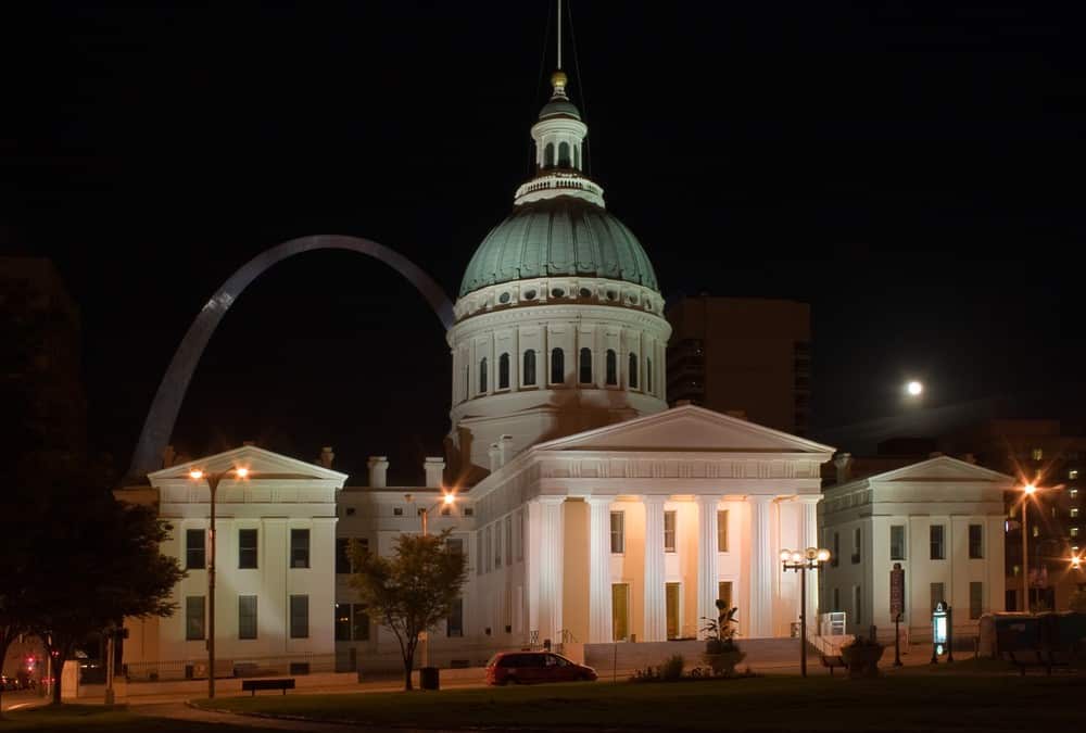 Explore the Old Courthouse on a Mission Trip or Pilgrimage to St. Louis with Wonder Voyage.