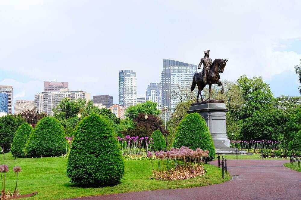 Explore the Public Garden on a Boston mission trip or pilgrimage with Wonder Voyage.