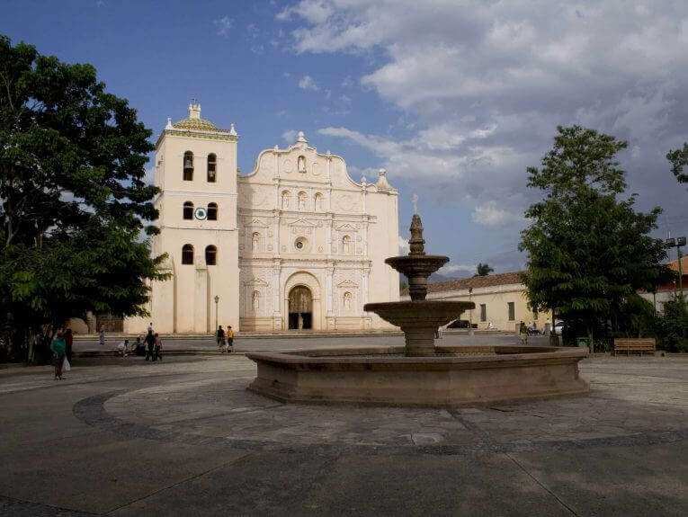Visit Immaculate Conception Cathedral in Comayagua, Honduras on a Mission Trip with Wonder Voyage.